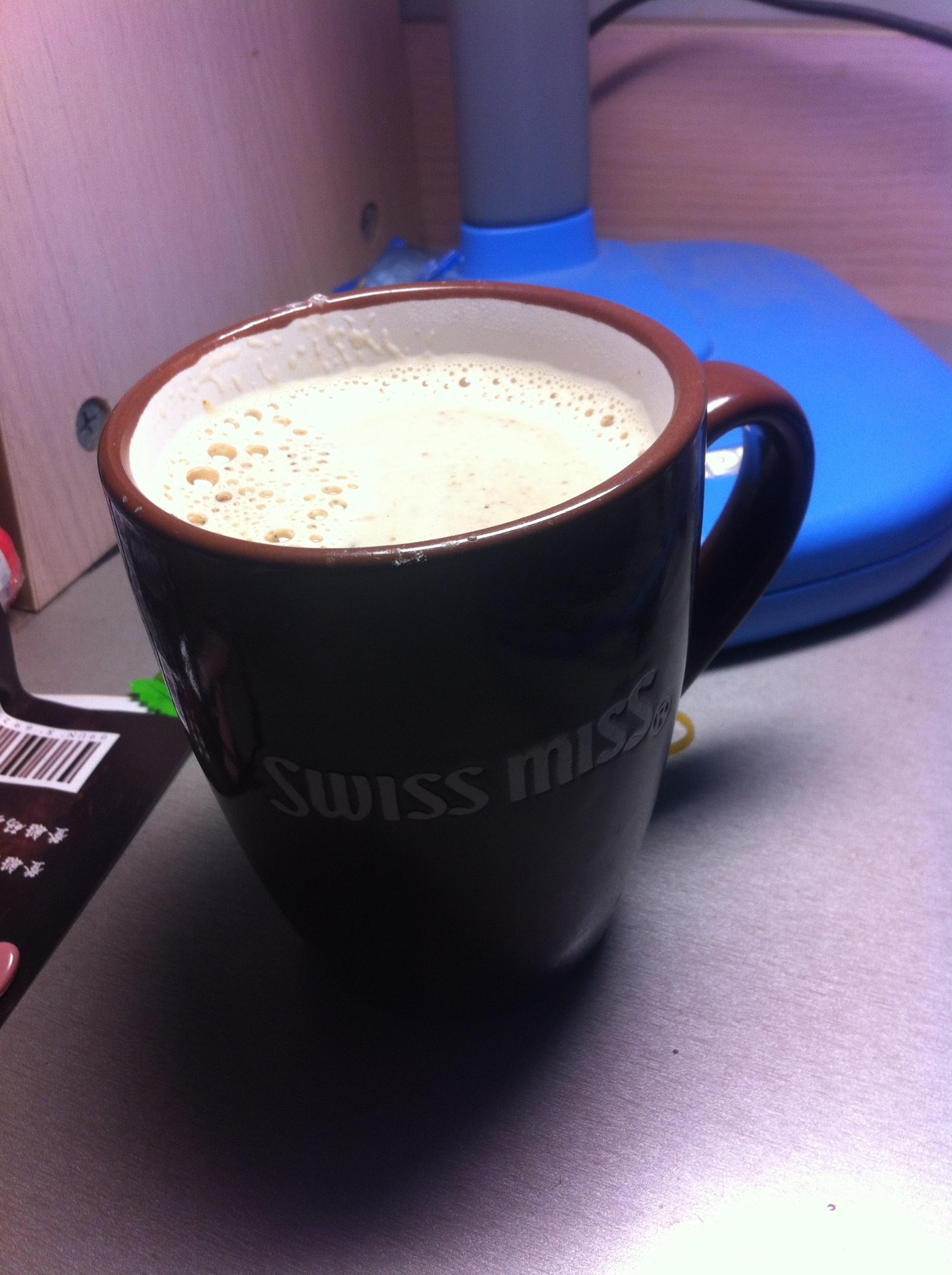 【宿舍美食】极简陋情况下的牛奶咖啡