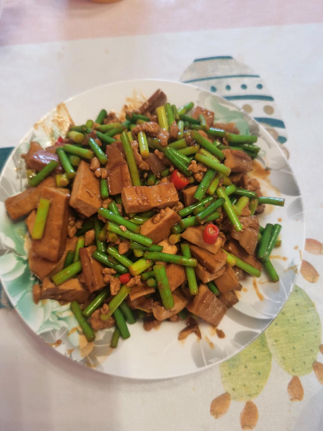 好吃是好吃，就是有点费米饭🤣