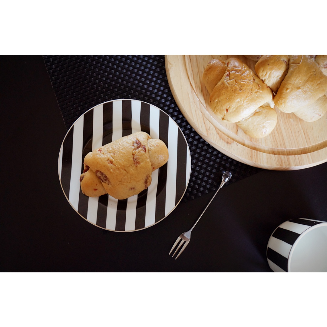 黑糖葡萄干早餐卷