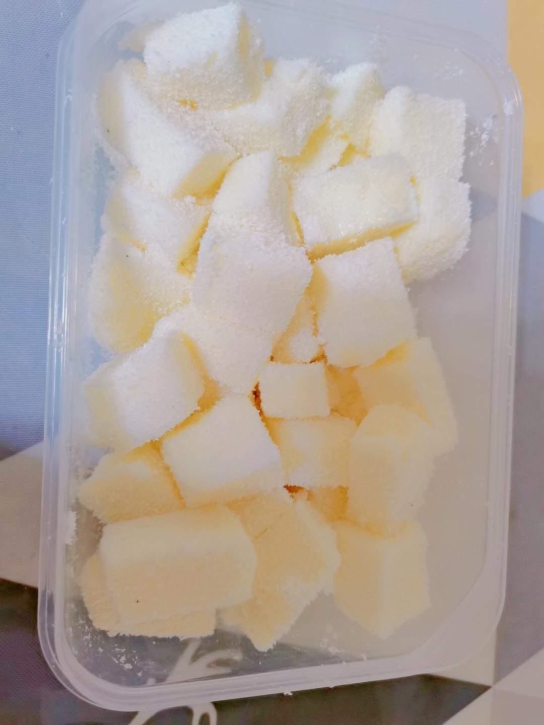 （只需4种材料)牛奶小方