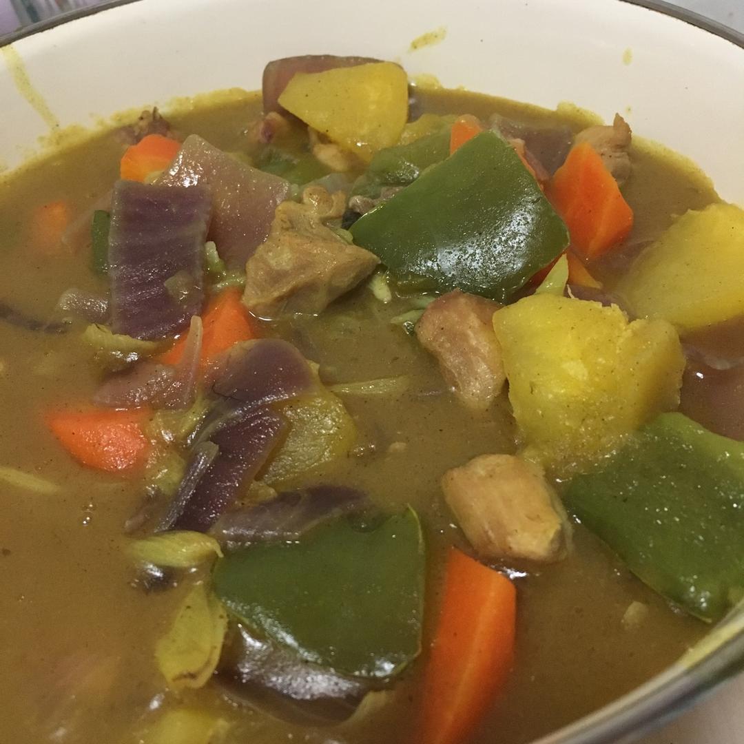 咖喱鸡肉饭