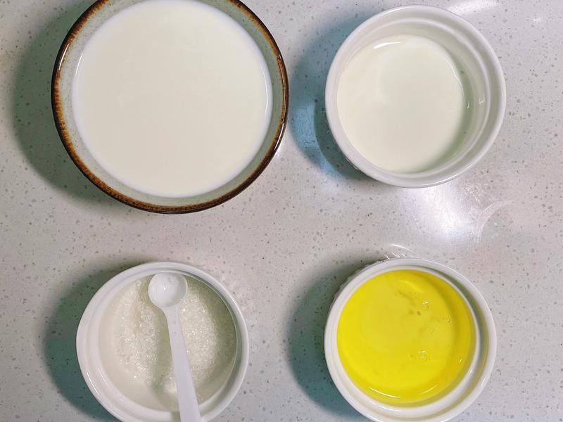 纯奶手撕吐司的做法 步骤1