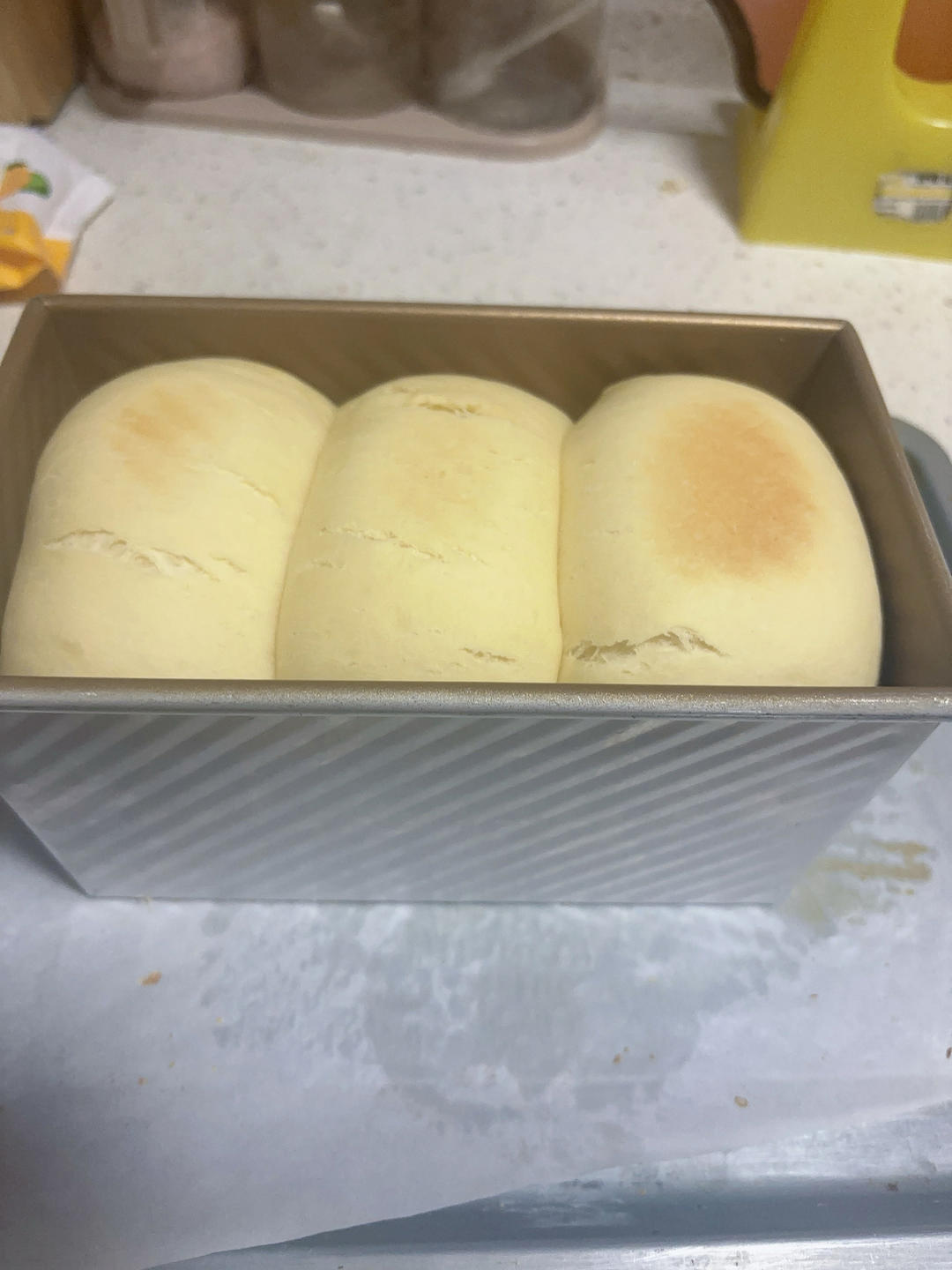 吐司，奶香手撕面包，超级香浓