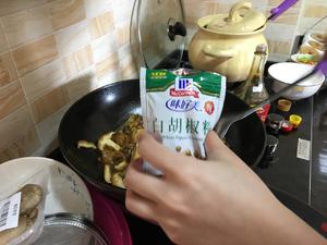 初试黄焖鸡米饭的做法 步骤10