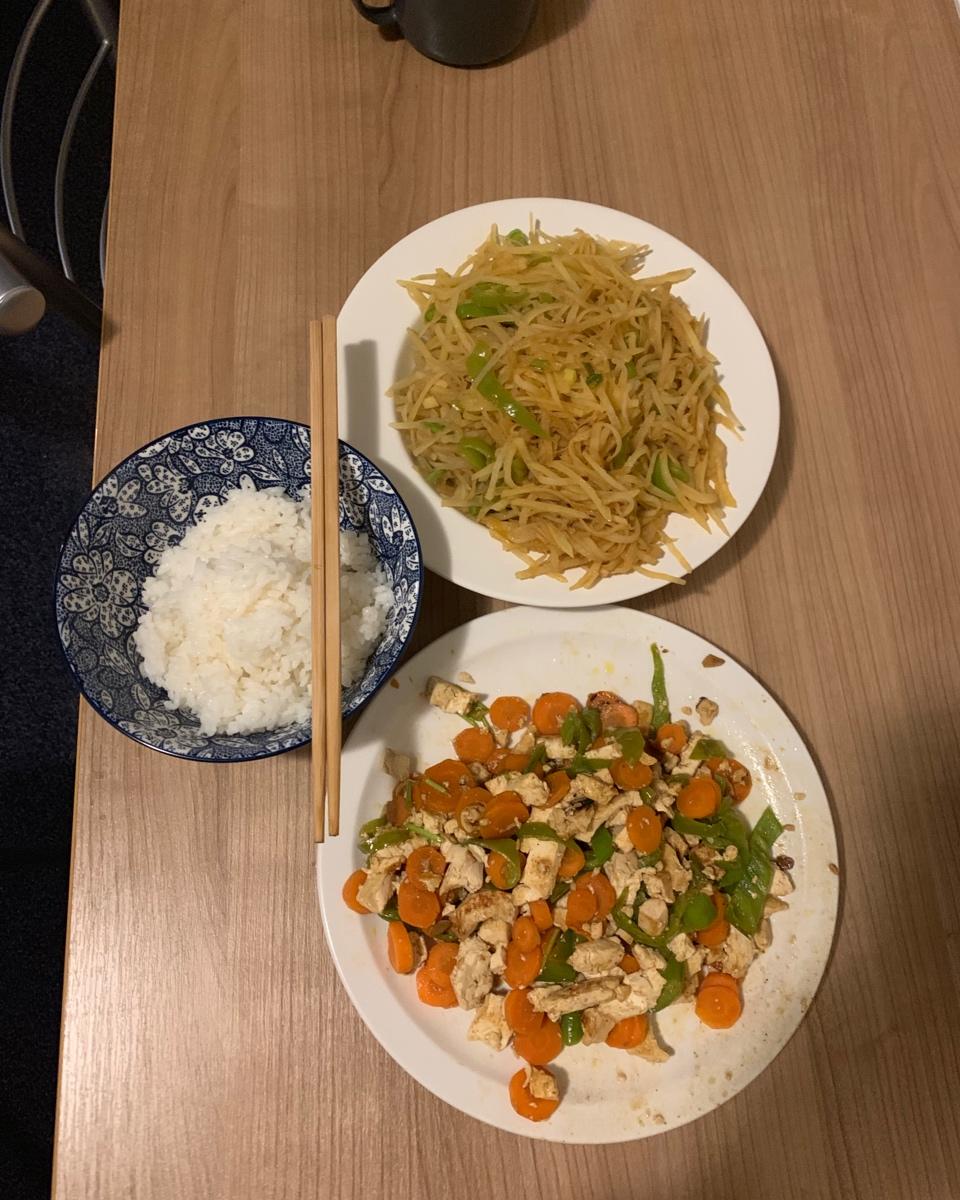 老干妈青椒土豆丝