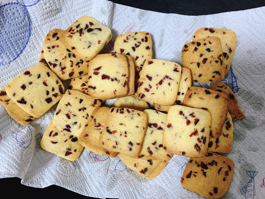 贪食虫它做的蔓越莓饼干