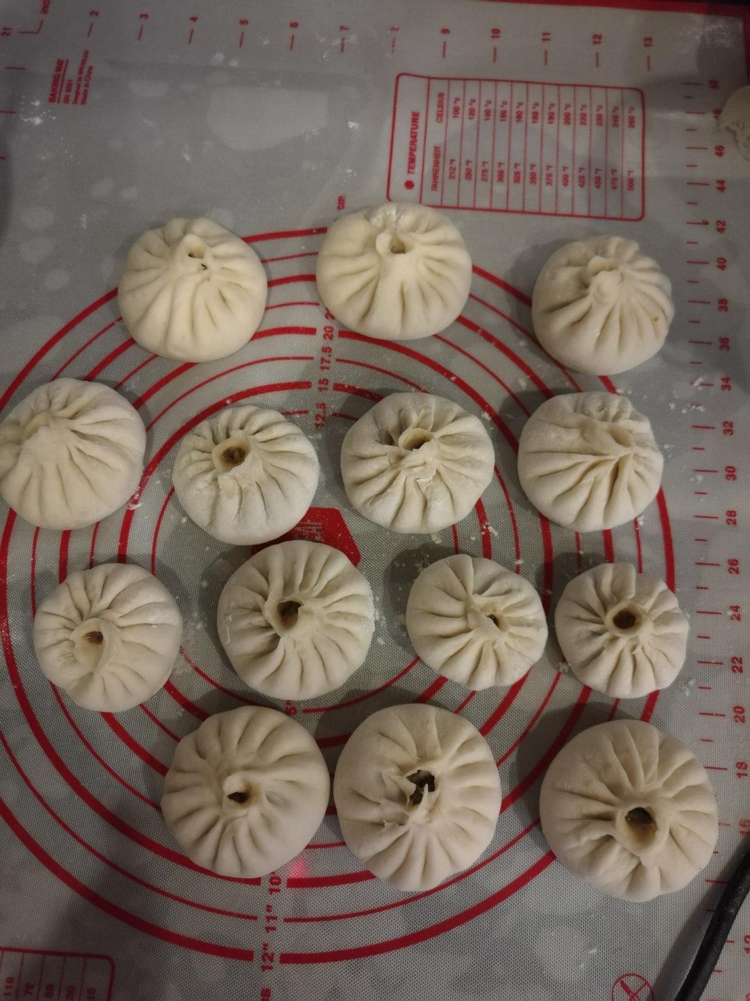 在面包机帮助下蒸馒头