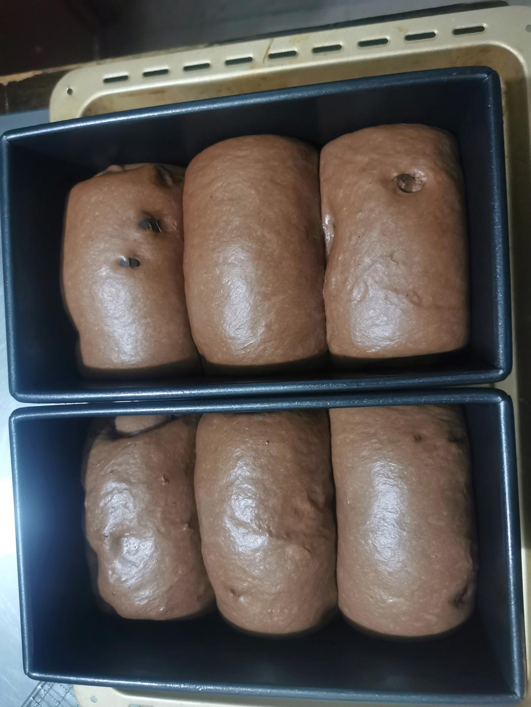 巨~巨好吃的巧克力奶油吐司