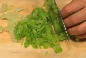 肉丁香菇卷心菜包子的做法 步骤11