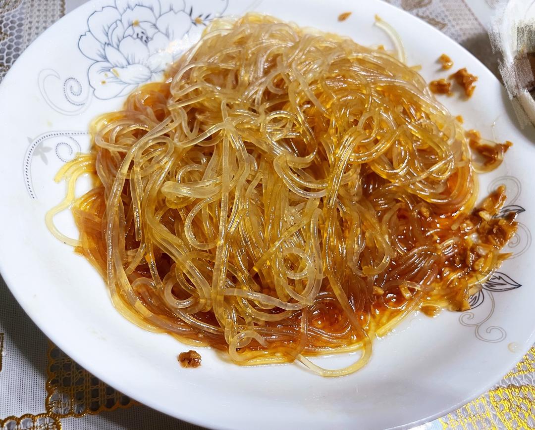 哭哭哭的蒜蓉粉丝的做法