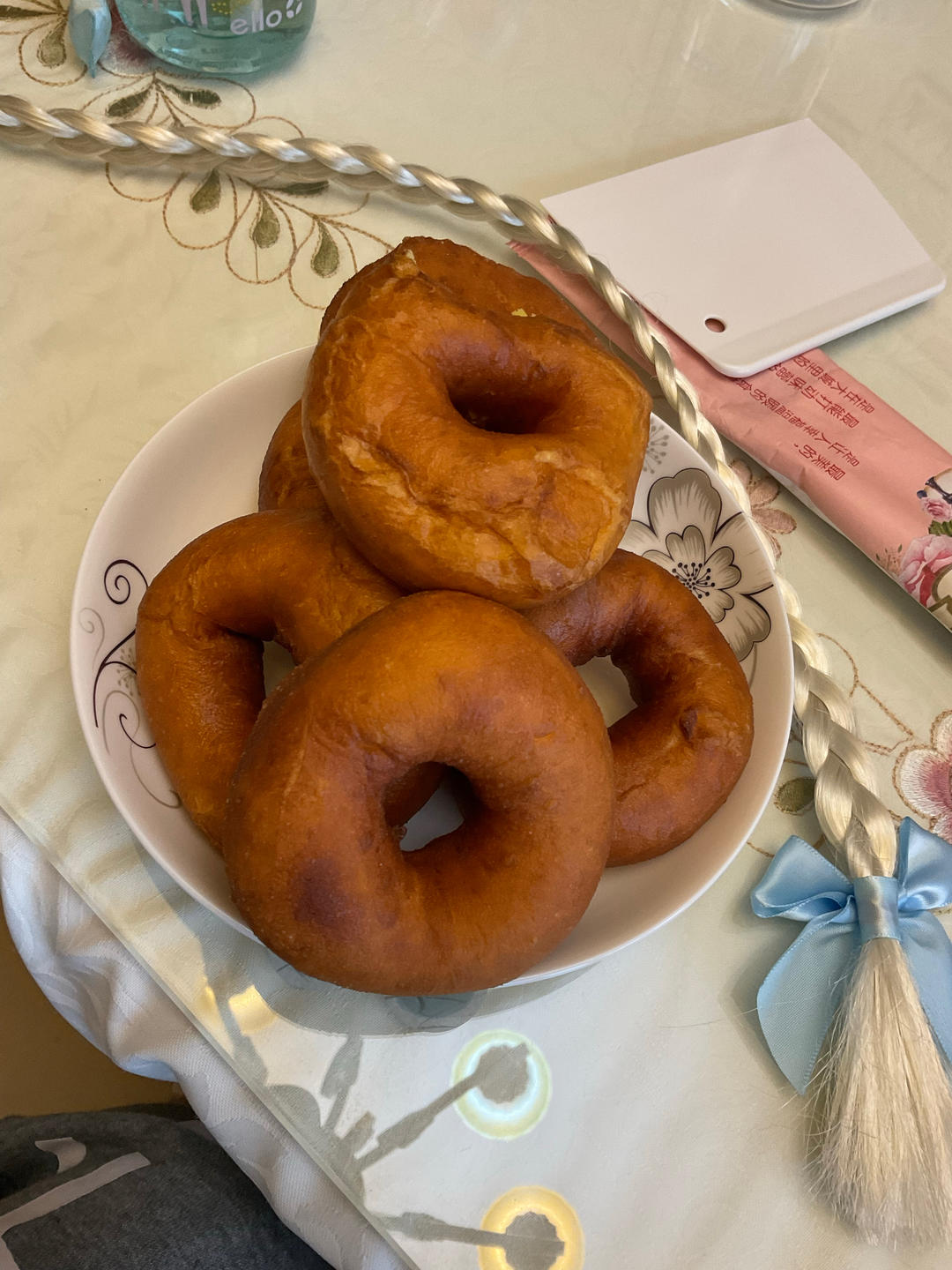 🍩超快手一小时低糖无需烤箱的甜甜圈（详细视频）