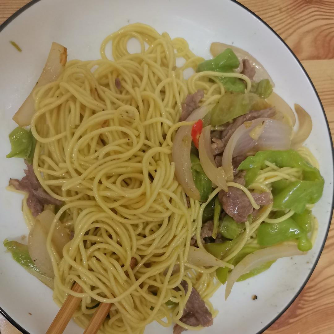 老少皆宜的一道“青椒洋葱爆炒牛肉”
