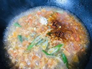 这碗敬业的“酸辣鸡蛋汤”，特别的酸辣鲜香的做法 步骤6
