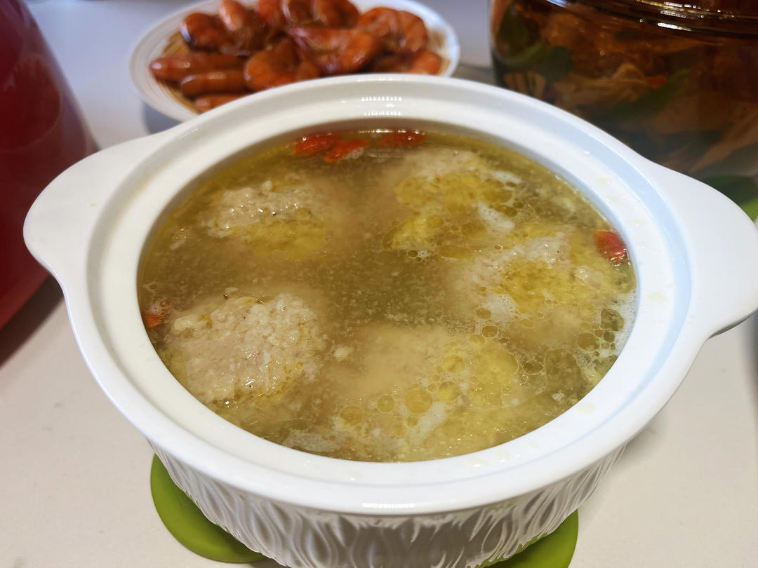 淮扬名典-清炖狮子头