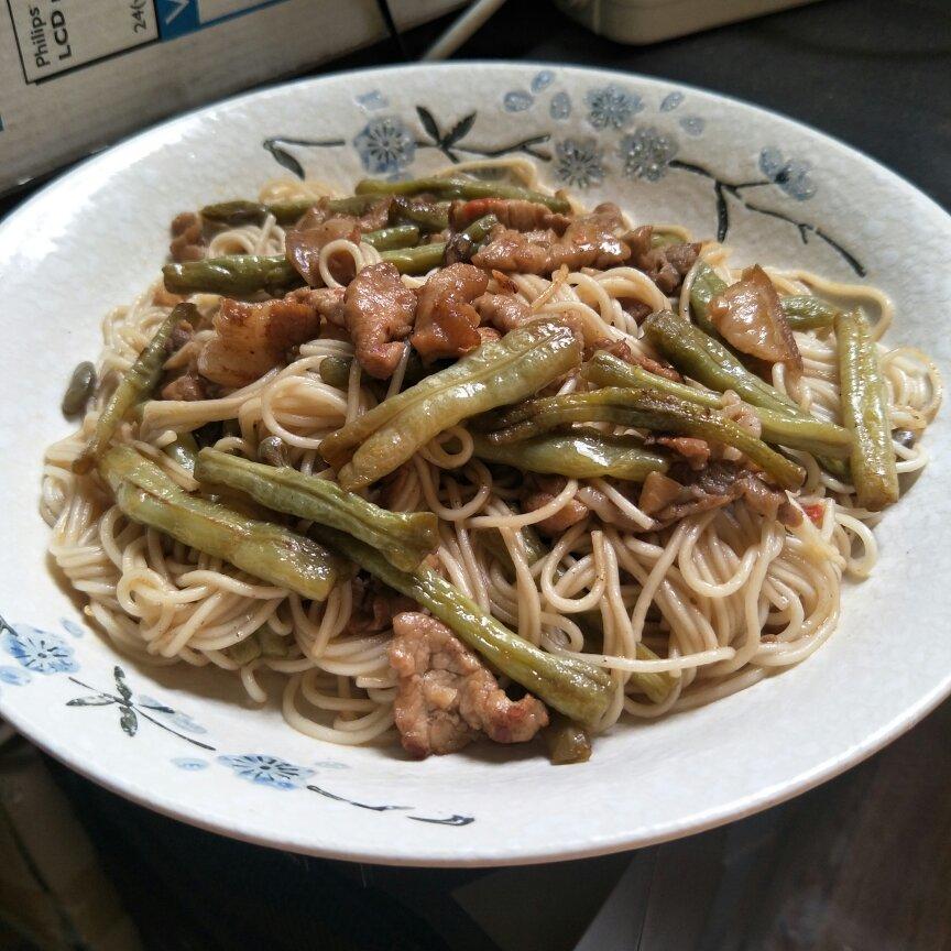 豆角焖面