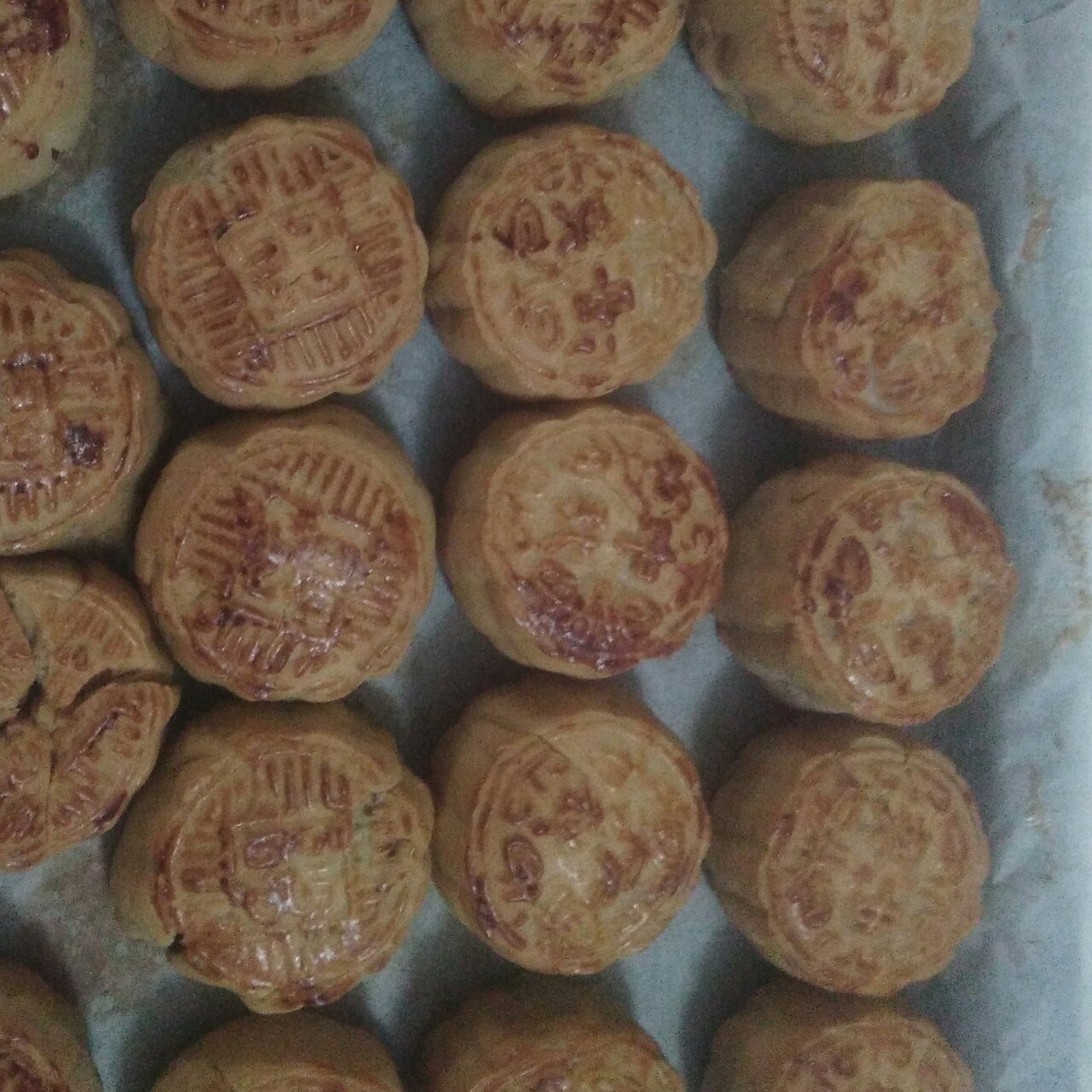 广式枣泥月饼