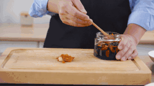 蒜香酱油炒饭-萬字纯酿造的做法 步骤6