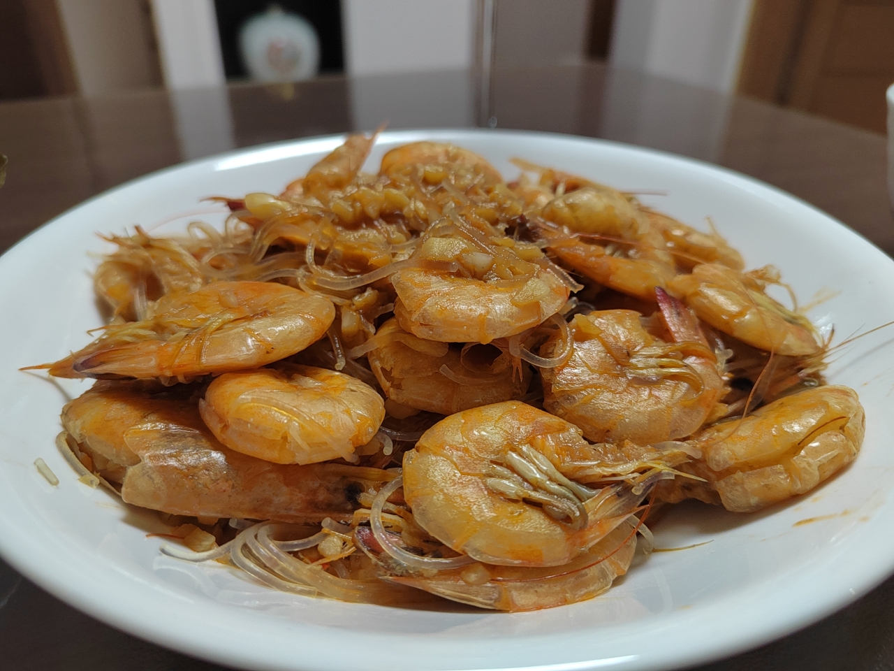 大厨教你蒜蓉大虾最好吃的做法，蒜香浓郁，外酥里嫩，年夜饭必备