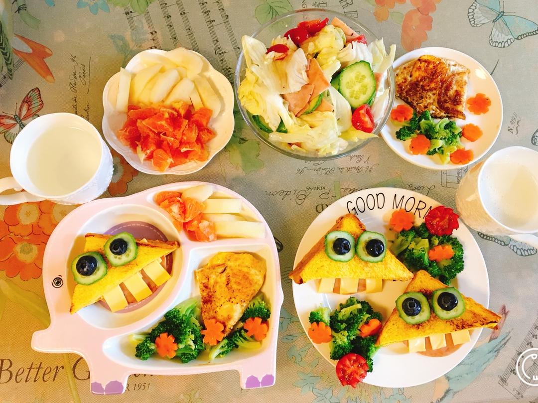 会吐舌头的大牙怪三明治