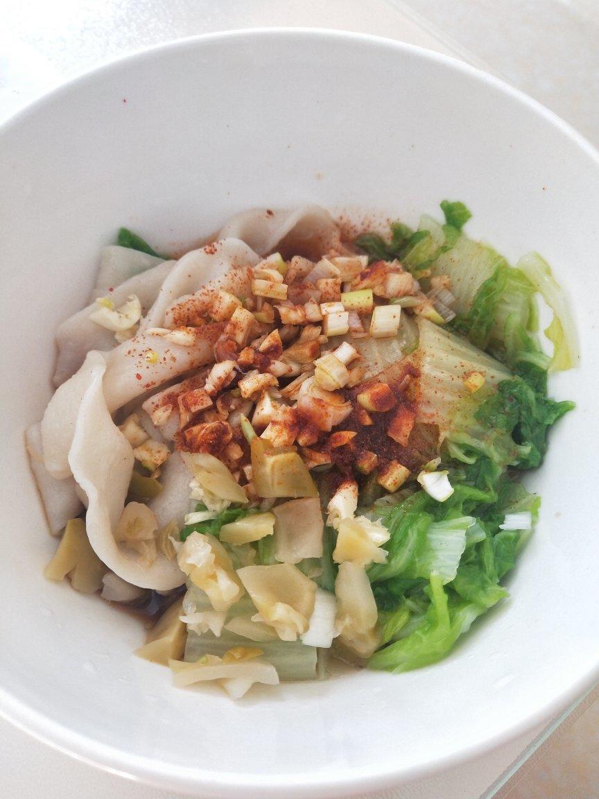 油泼扯面这样做最方便