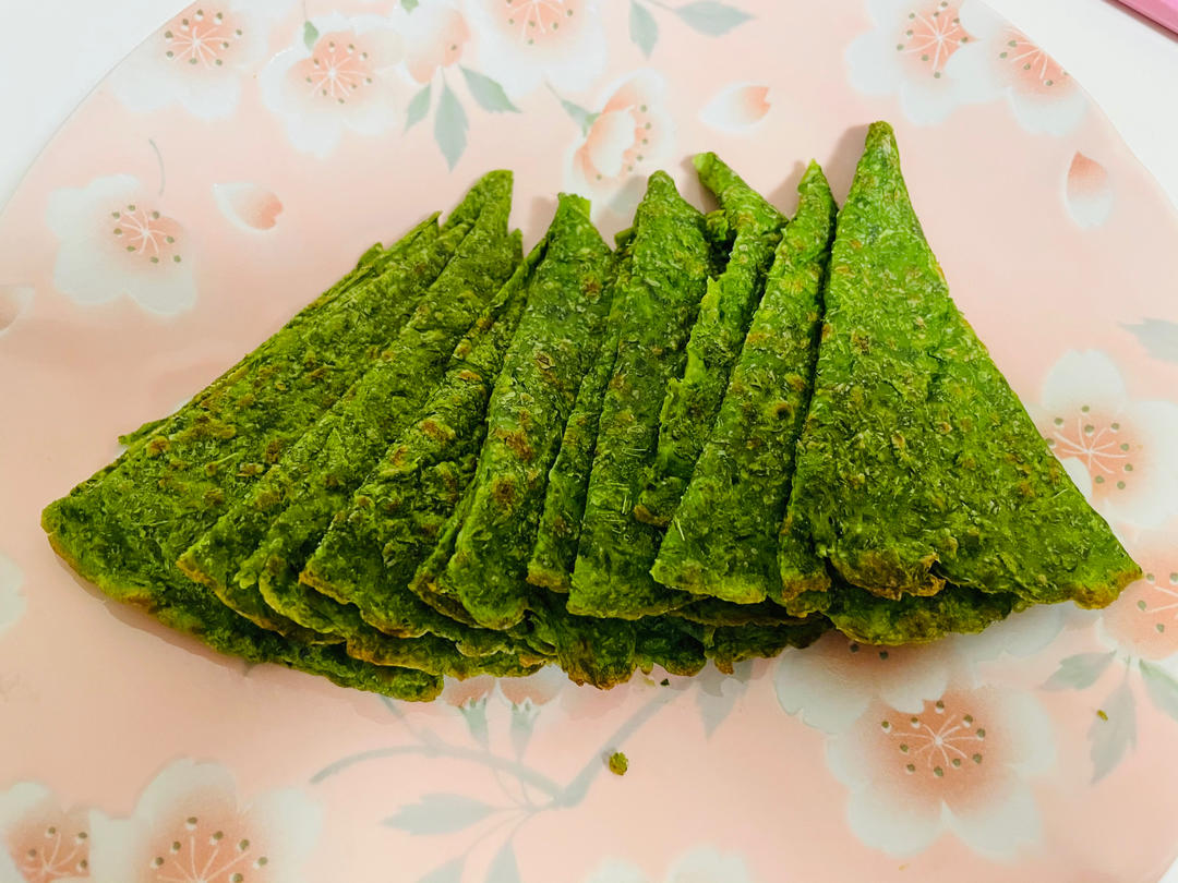 5分钟营养早餐❗️芹菜叶小饼