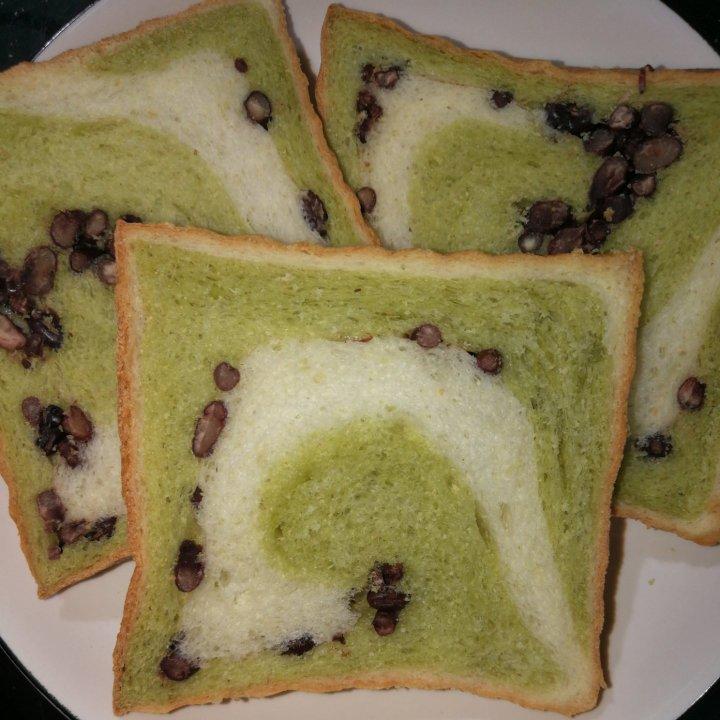 抹茶红豆吐司