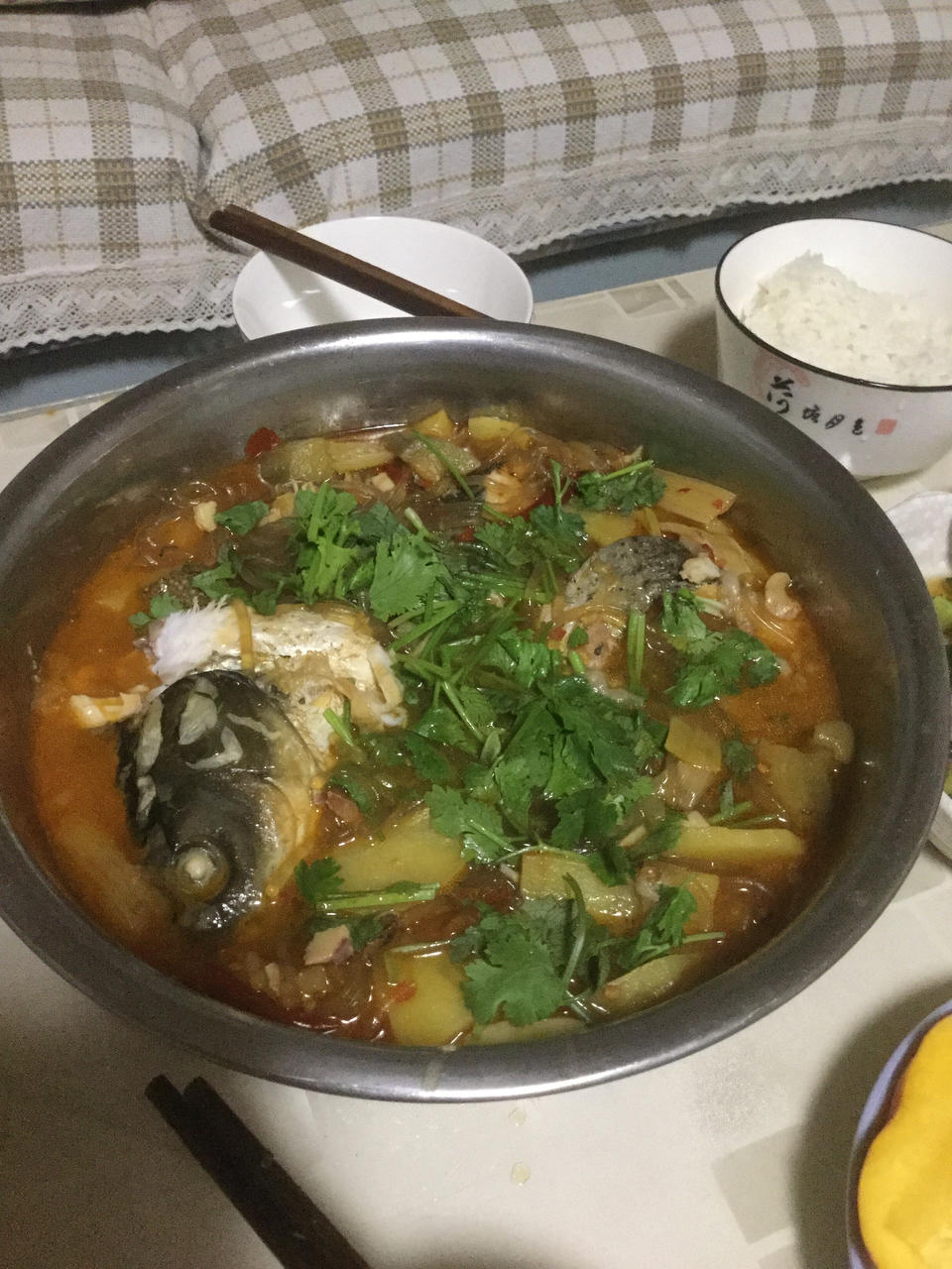 家常铁锅炖鱼～得莫利炖鱼