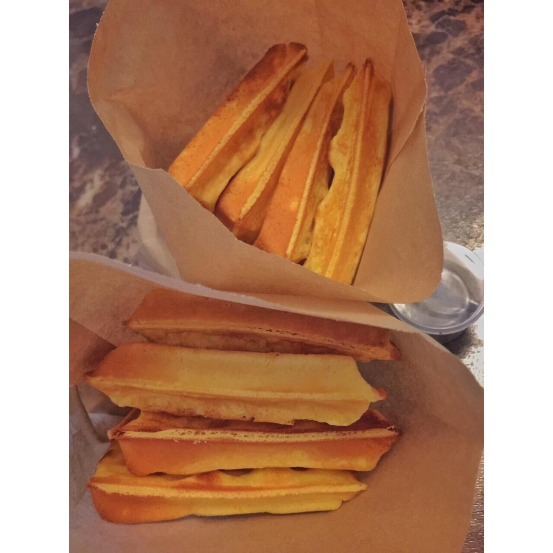 芝麻酸奶华夫饼