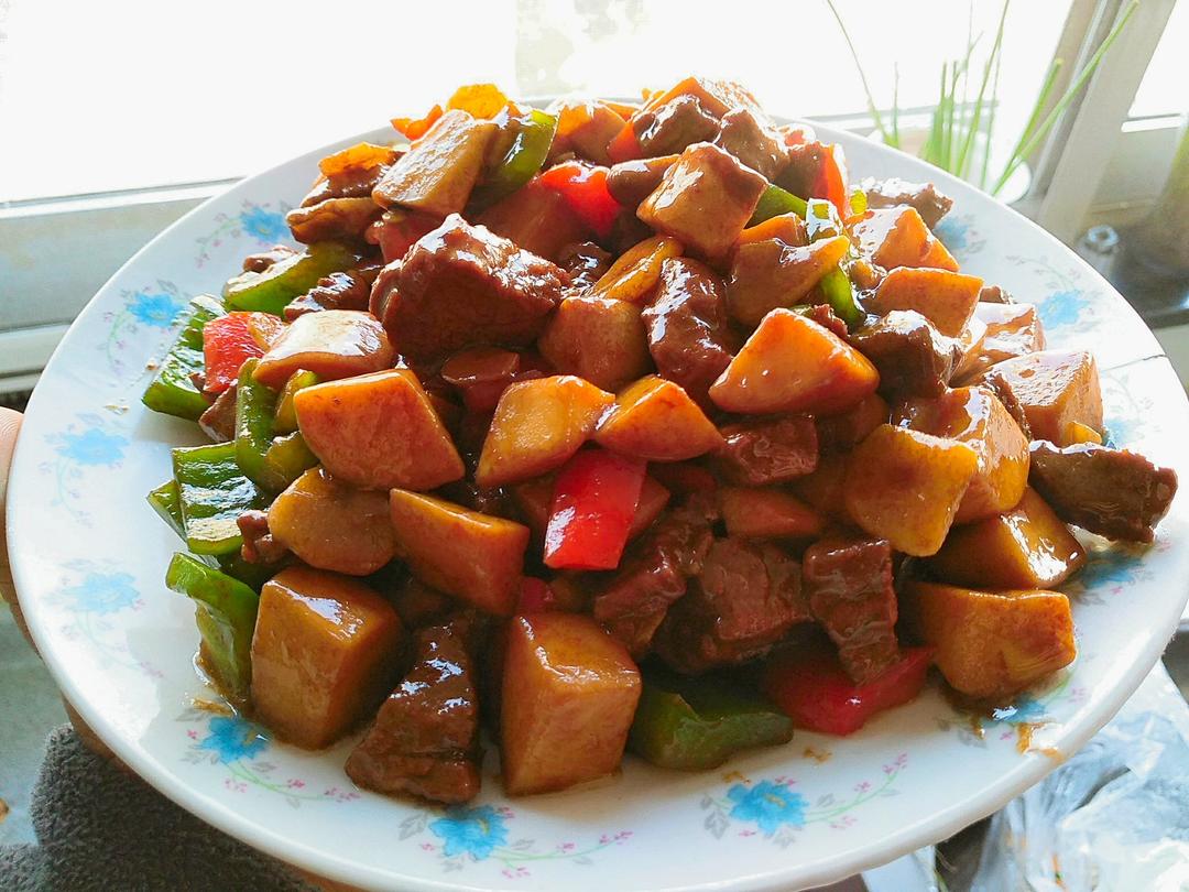 家常菜~杏鲍菇烧牛肉粒