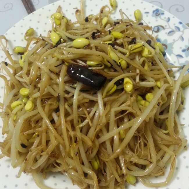 素炒黄豆芽