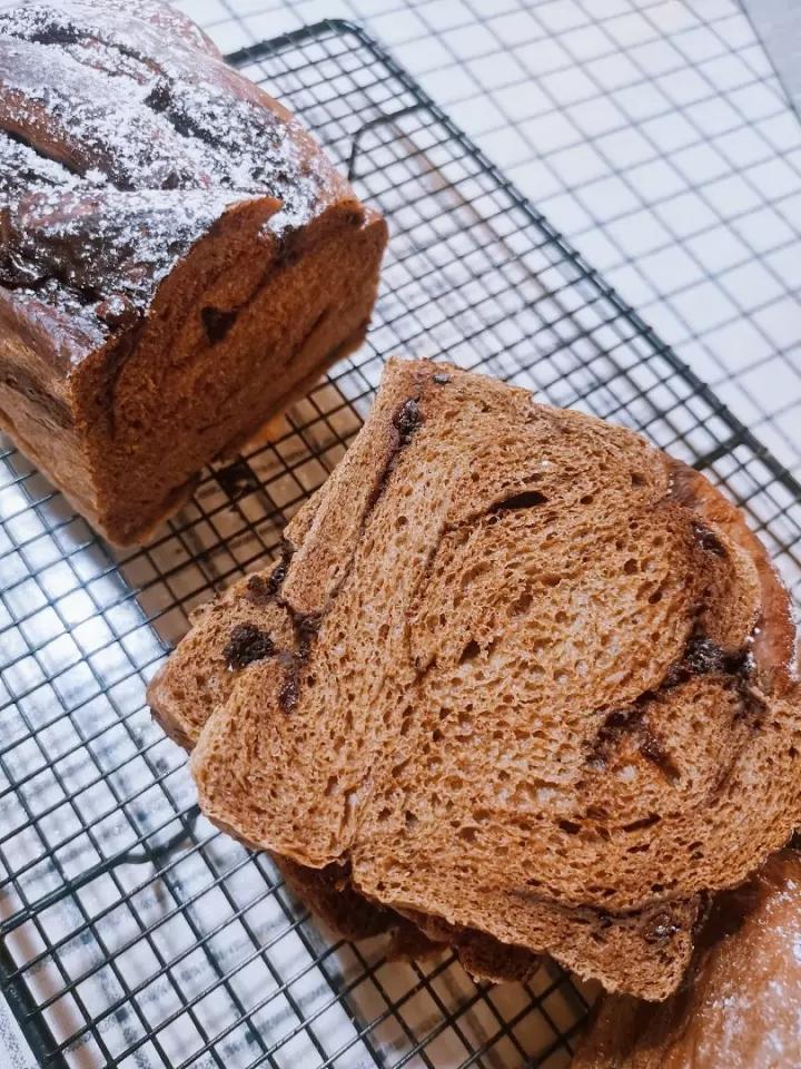 雪山巧克力吐司（巧克力奥利奥吐司面包）