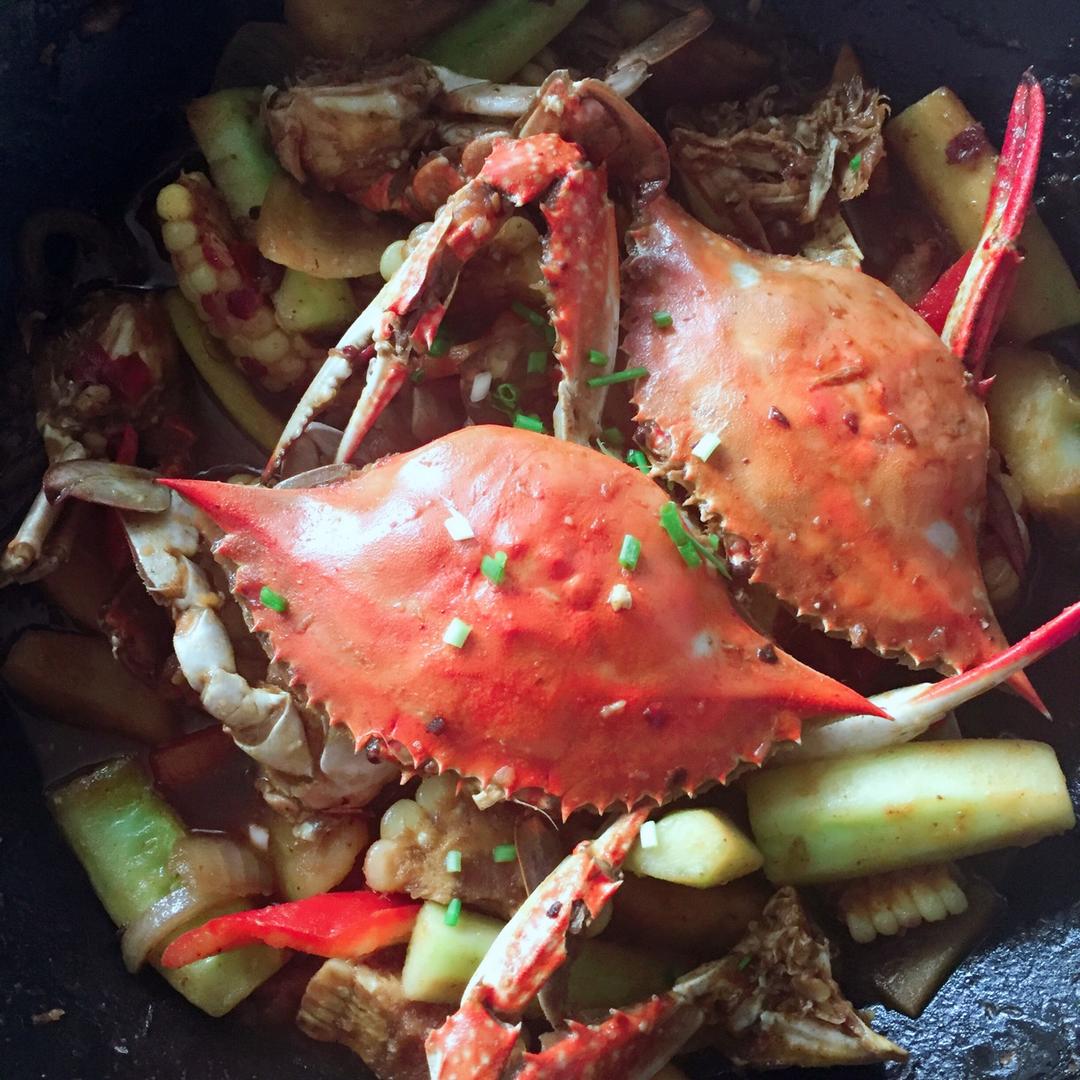 多嘴肉蟹煲