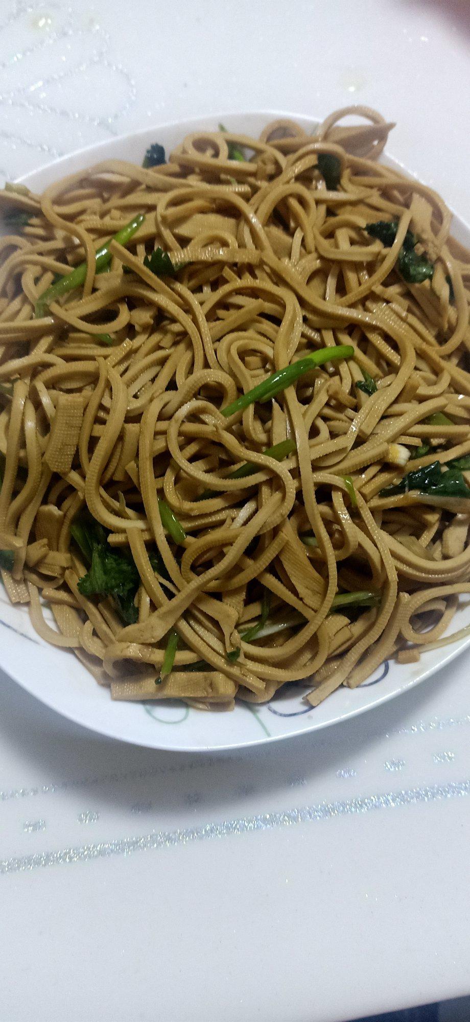 凉拌千张豆腐丝