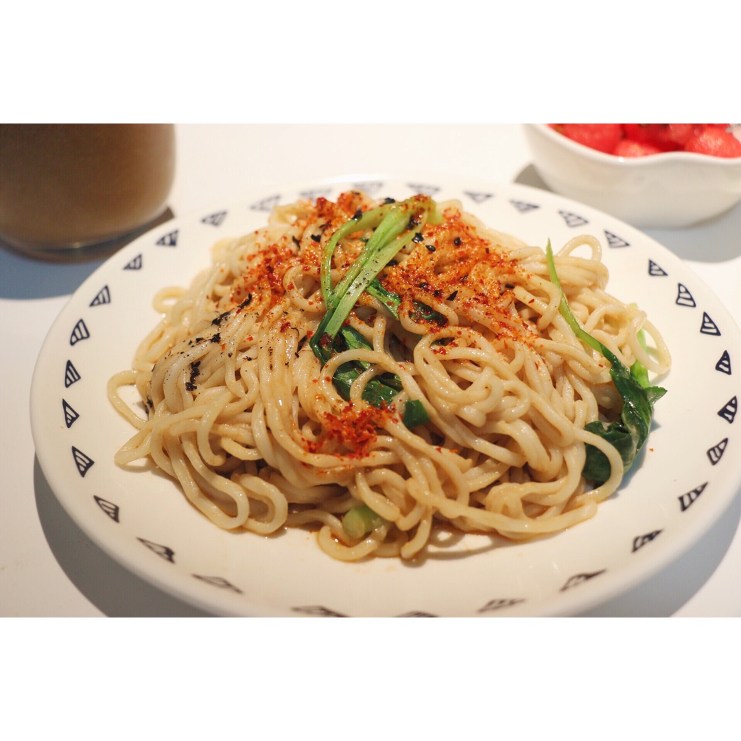 香葱油泼拌面——汪涵《天天向上》现场传授