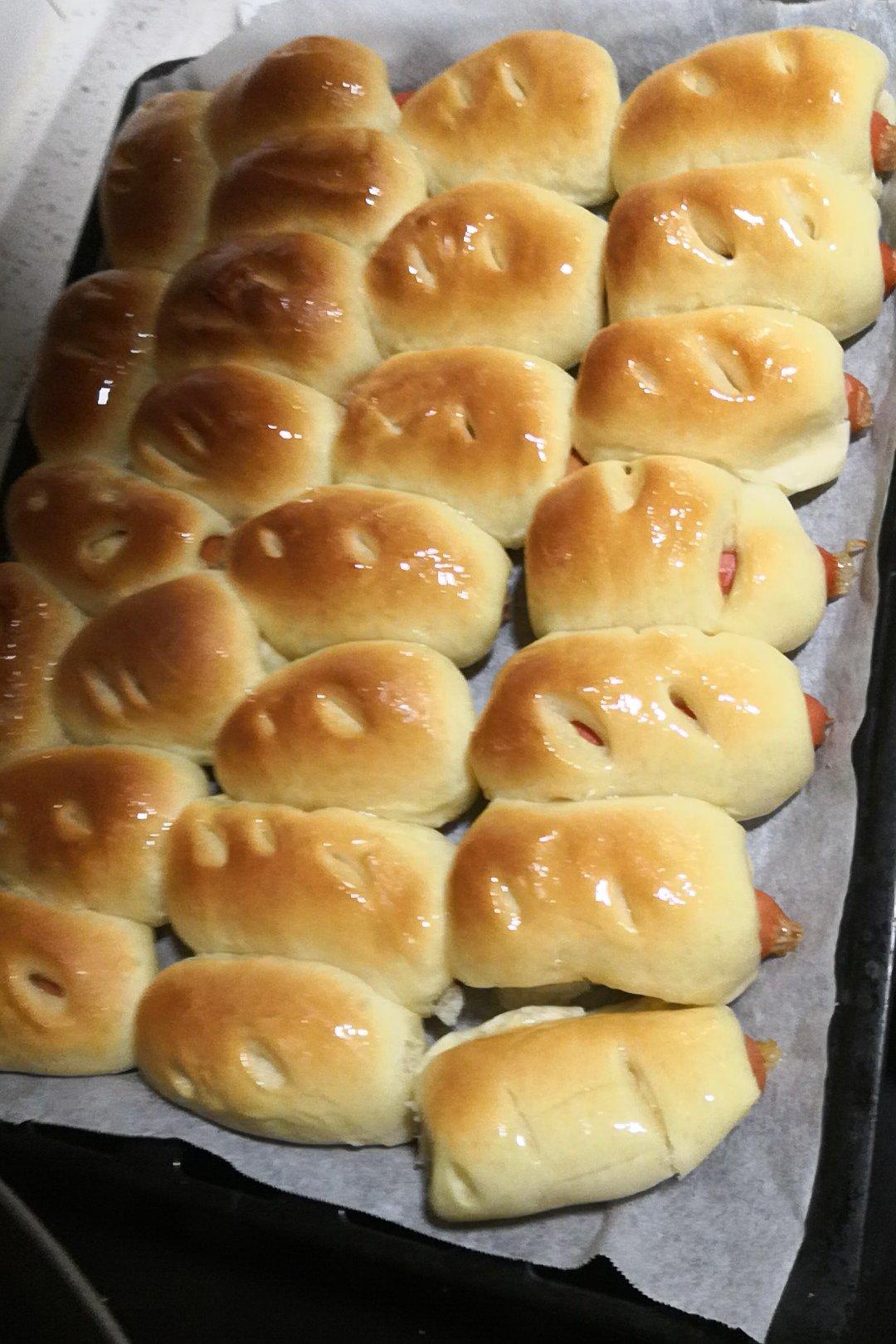 如棉花般松软的海苔肉松面包