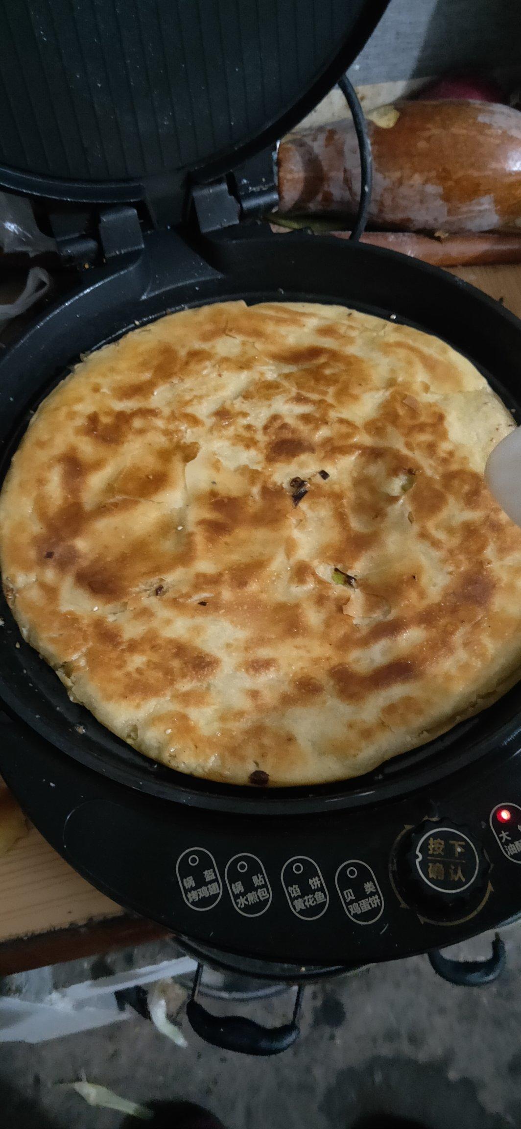 家常鸡蛋葱油饼 凉了也不硬 外酥里软 媲美早餐店 附细节视频详解