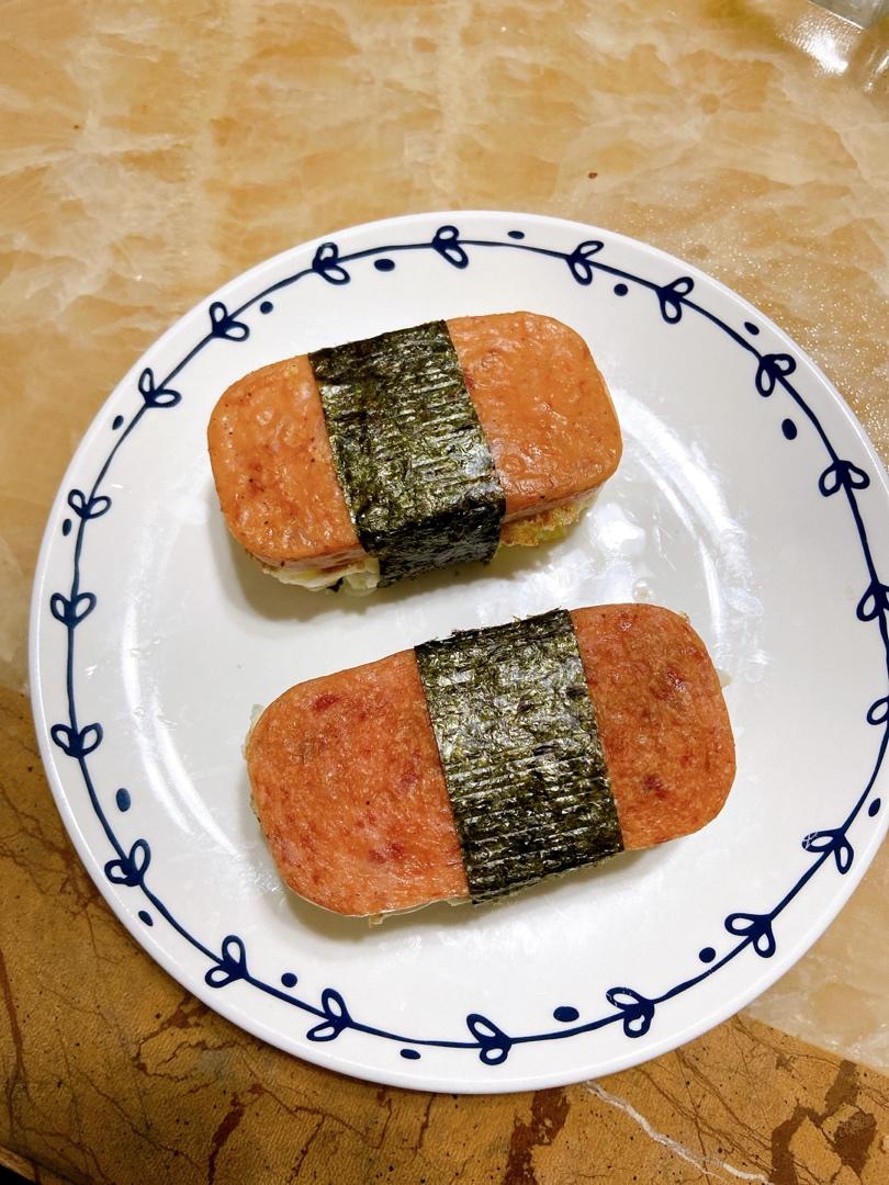 超简单的午餐肉饭团便当🍱🍱