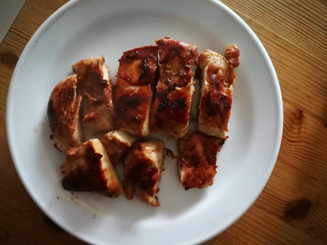 酷炫屌炸天好吃的煎鸡胸肉（香蒜蜂蜜煎鸡胸肉）
