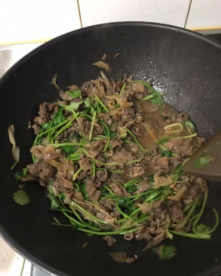 葱爆羊肉