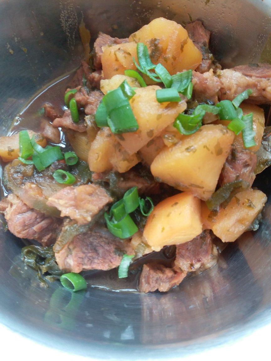 土豆炖牛肉