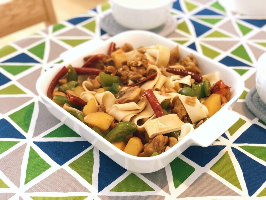 厨师长教你：“大盘土鸡”的家常与商用做法，味道醇厚分量更实在
