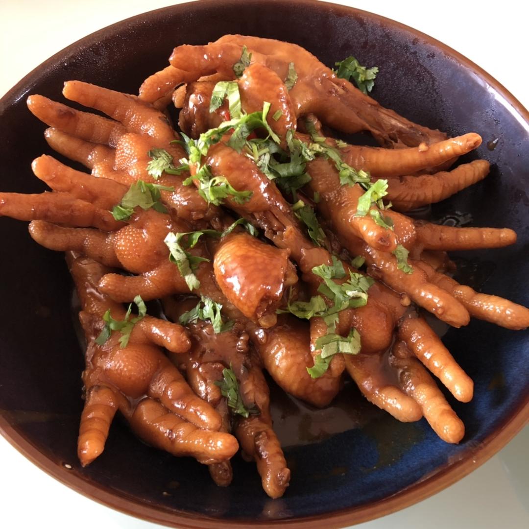 卤鸡爪子