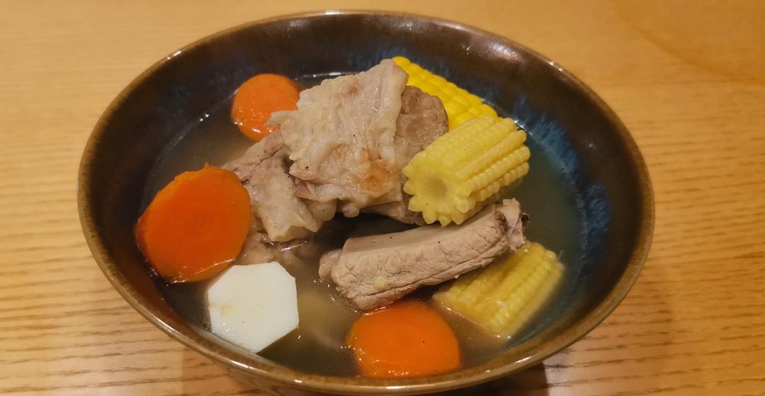 冬日进补玉米山药排骨汤