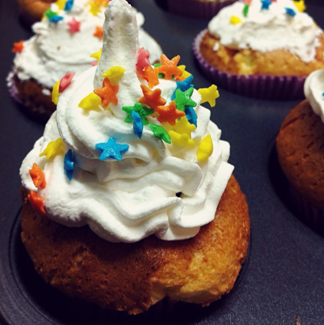 清新莓果奶油cupcake