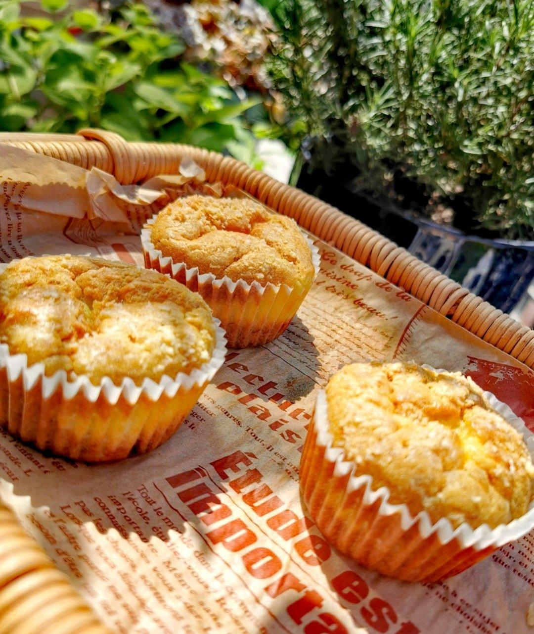 小宠妈妈做的香蕉芝士玛芬蛋糕 banana & cream cheese muffin