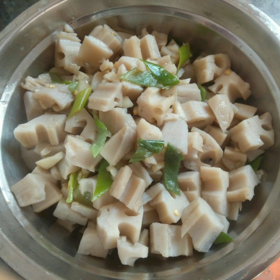 炝炒藕丁
