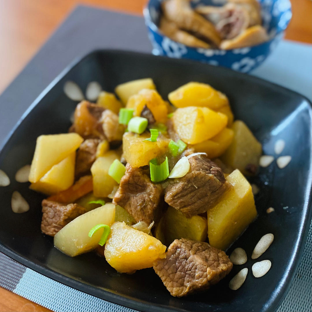 沙沙土豆胡萝卜炖牛肉
