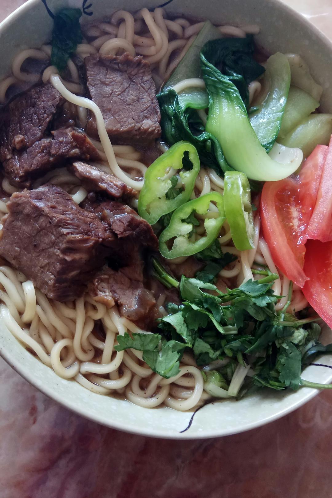 【红烧牛肉面】