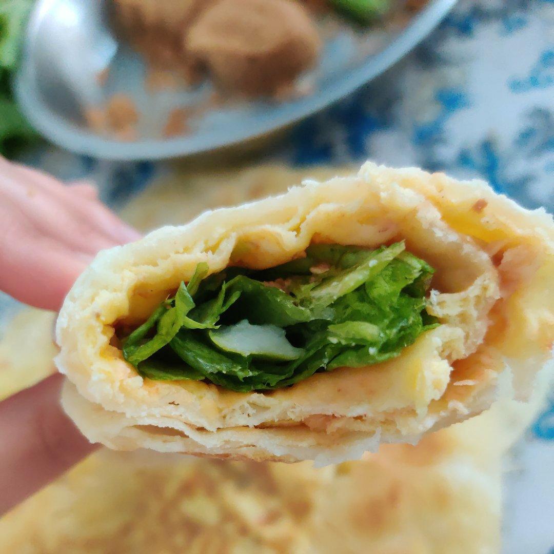 圆鼓鼓的鸡蛋灌饼