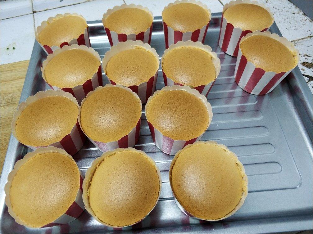 纸杯蛋糕 8寸戚风蛋糕的量